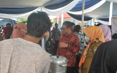 Puluhan Produk Mahasiswa Metro UM Dipasarkan Di Kampus Melalui Bazzar UMKM