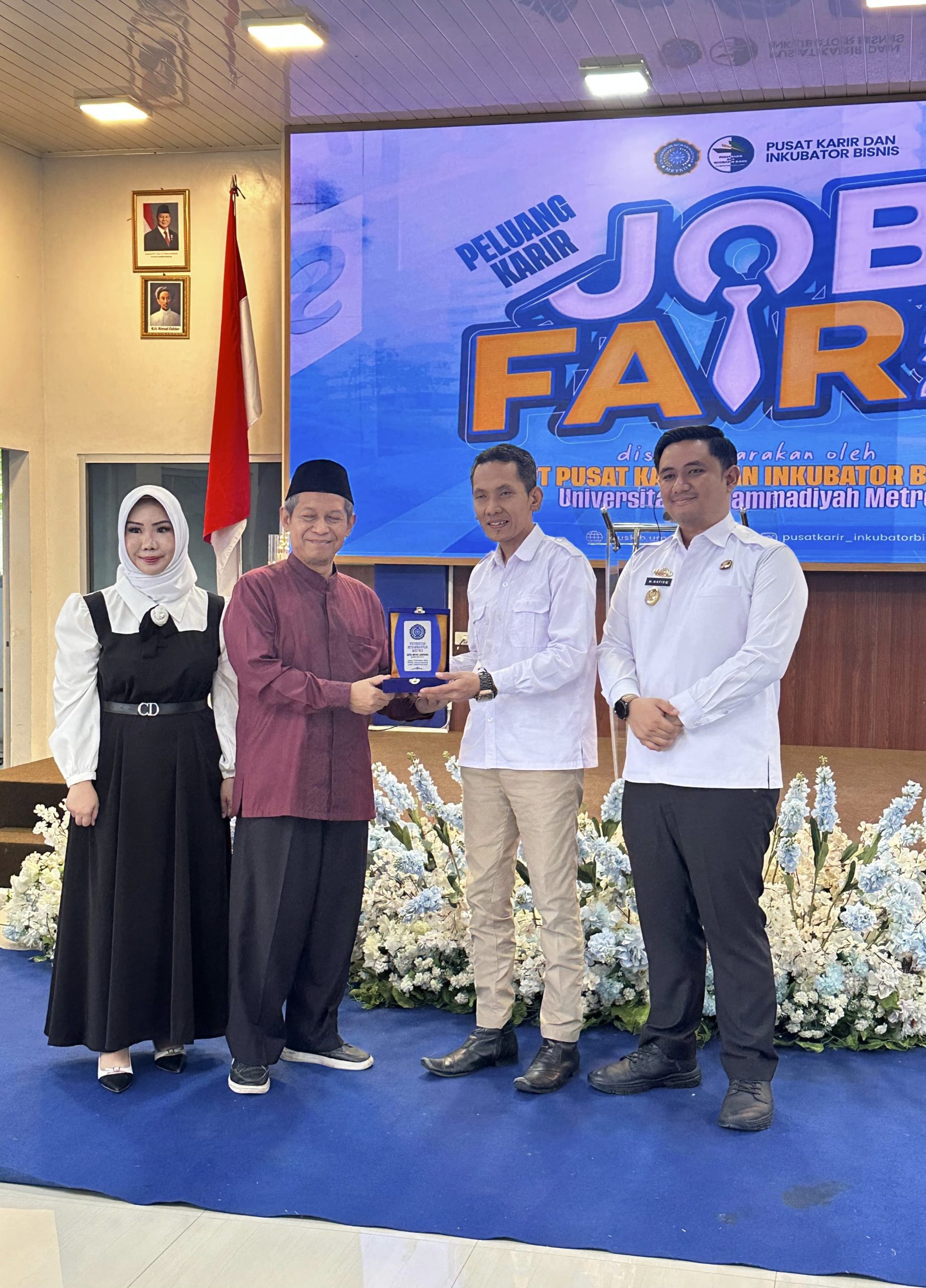 UM Metro Gelar Job Fair 2025: Perkuat Sinergi Dunia Pendidikan dan Industri, Serap Ratusan Pencari Kerja UM Metro Gelar Job Fair 2025: Perkuat Sinergi Dunia Pendidikan dan Industri, Serap Ratusan Pencari Kerja